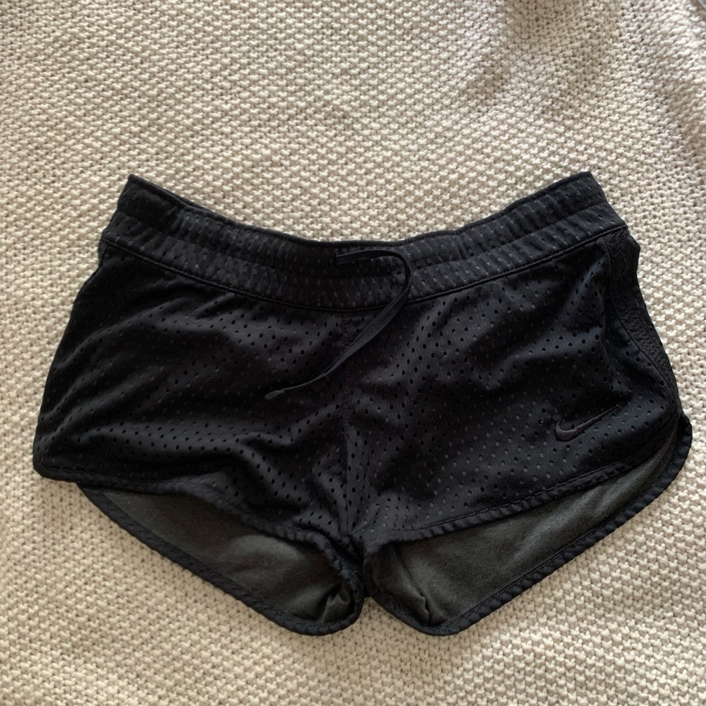 Nike Women’s Black Athletic Short